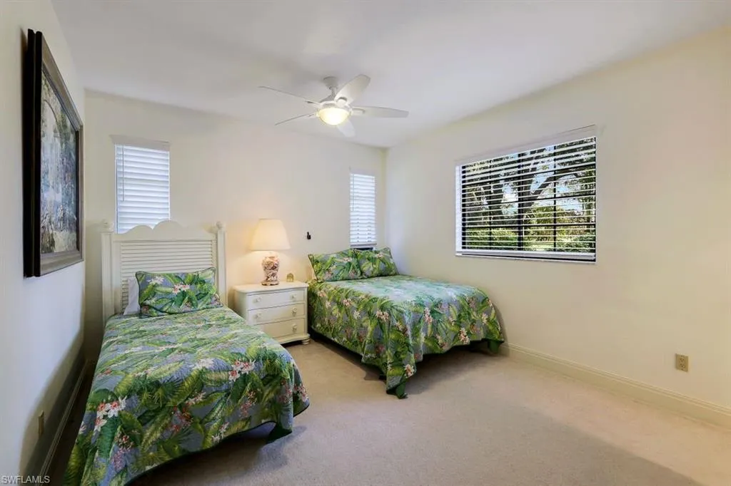 4556 Pond Apple DR, Naples, FL 34119,224099062