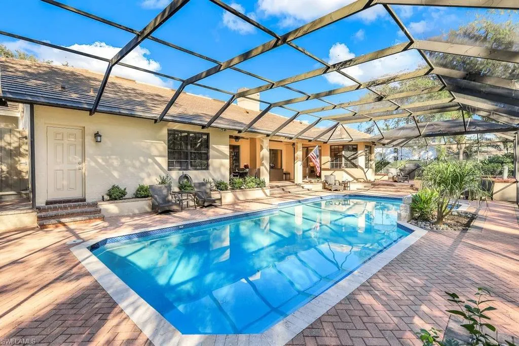 4556 Pond Apple DR, Naples, FL 34119,224099062