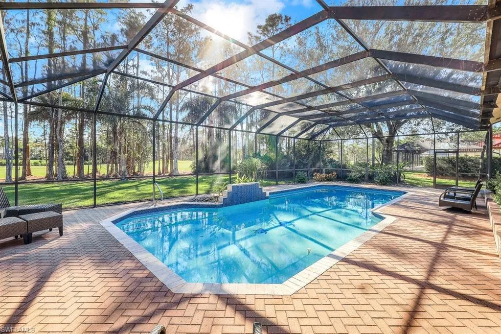 4556 Pond Apple DR, Naples, FL 34119,224099062