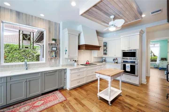 4127 Belair Ln, Naples, Florida 34103