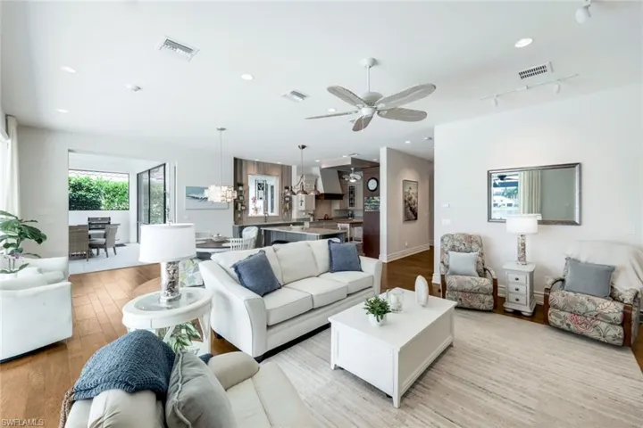 4127 Belair Ln, Naples, Florida 34103