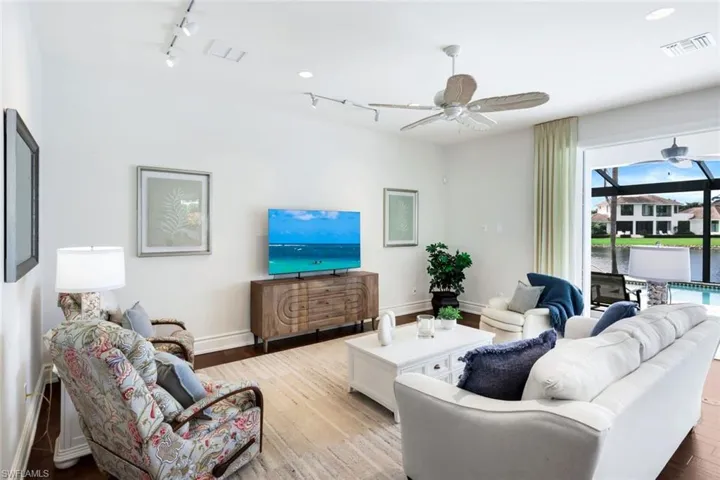 4127 Belair Ln, Naples, Florida 34103