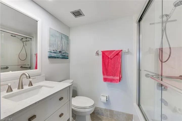 29  High Point E CIR, Naples, FL 34103
