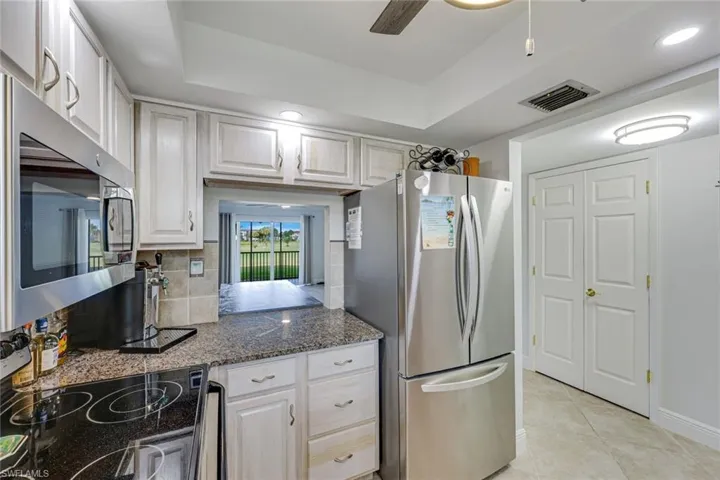29  High Point E CIR, Naples, FL 34103