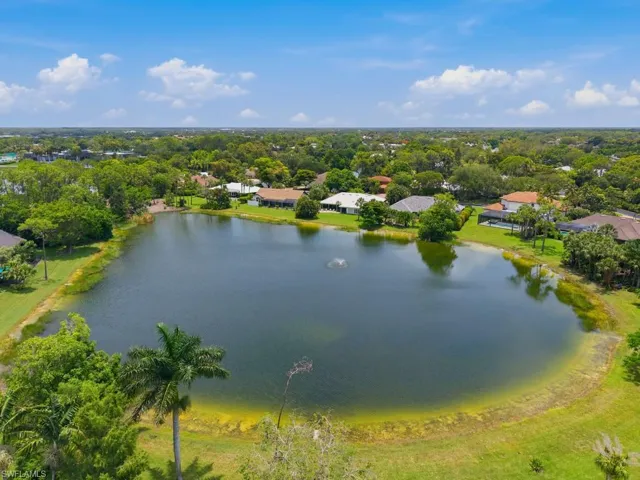 740 Bald Eagle Dr 40, Naples, Florida 34105