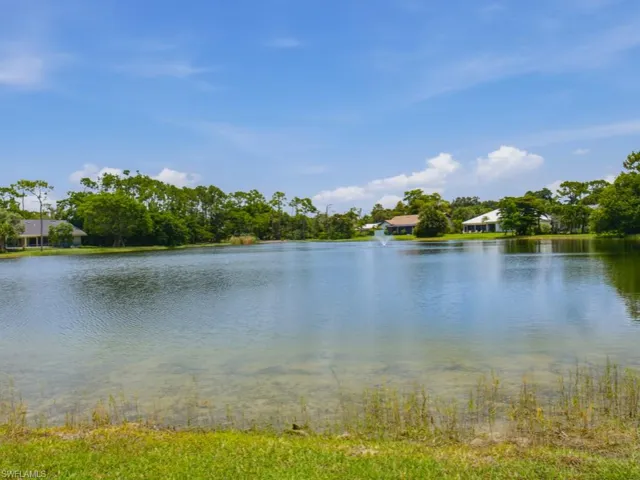 740 Bald Eagle Dr 40, Naples, Florida 34105