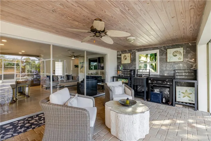 2579 Eighth Ave, St. James City, Florida 33956