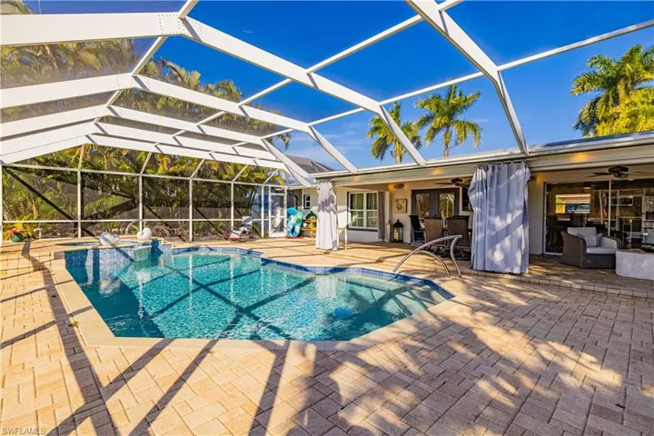 2579 Eighth Ave, St. James City, Florida 33956