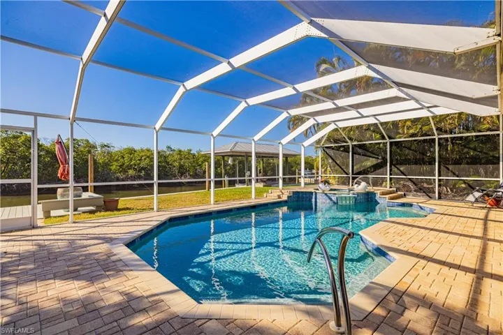 2579 Eighth Ave, St. James City, Florida 33956