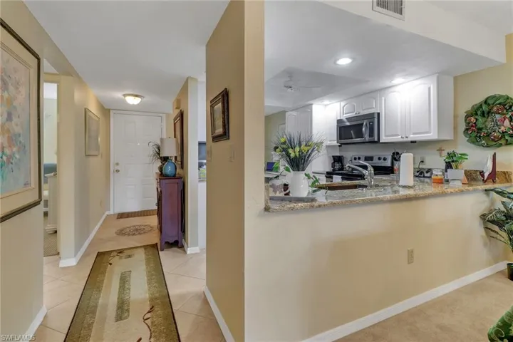 420  Fox Haven  DR, Naples, FL 34104