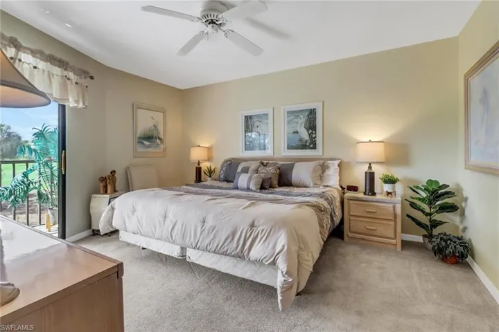 420  Fox Haven  DR, Naples, FL 34104