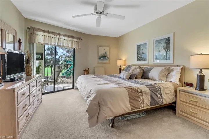 420  Fox Haven  DR, Naples, FL 34104
