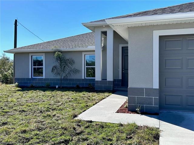 1603 Oak AVE, LEHIGH ACRES FL 33972