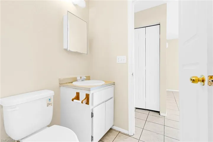 2124 Ne 7th Pl, Cape Coral Fl 33909