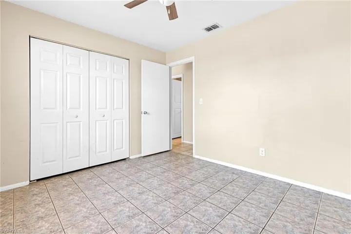 2124 Ne 7th Pl, Cape Coral Fl 33909