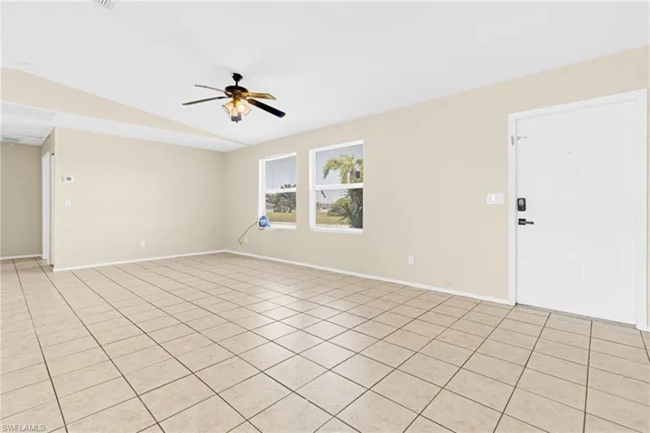 2124 Ne 7th Pl, Cape Coral Fl 33909