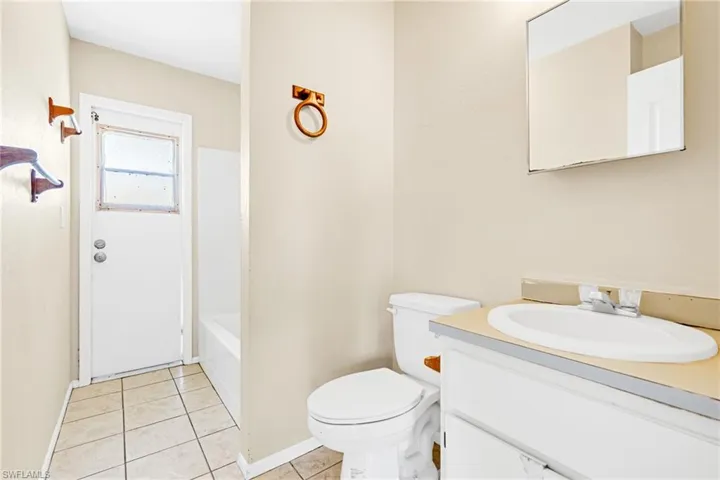 2124 Ne 7th Pl, Cape Coral Fl 33909
