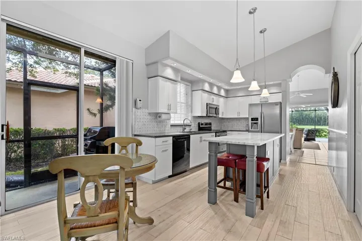 13520 Southampton Dr, Bonita Springs, Florida 34135
