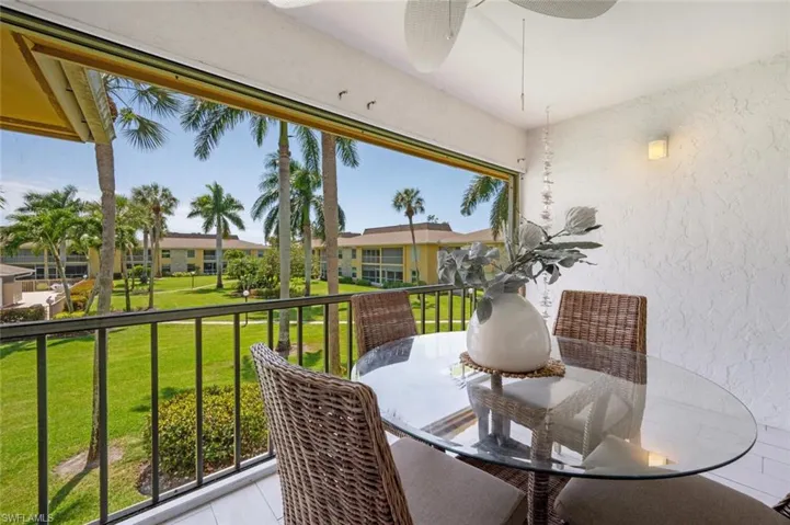 351  Charlemagne  BLVD, Naples, FL 34112