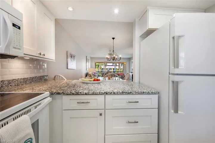 351  Charlemagne  BLVD, Naples, FL 34112