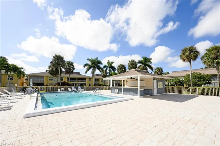 351  Charlemagne  BLVD, Naples, FL 34112