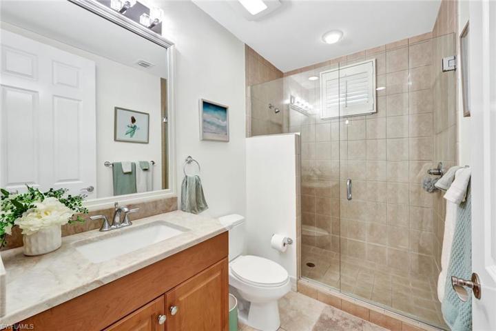 BR Suite #2 Bath