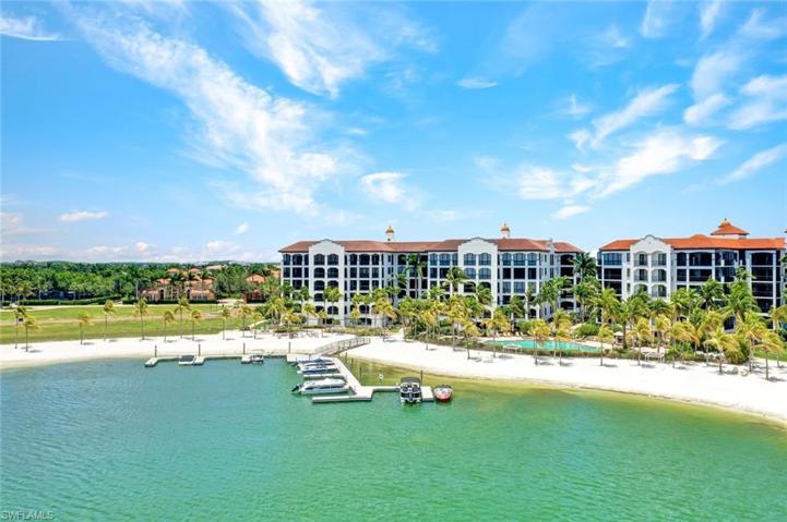 Mirasol From the Lake