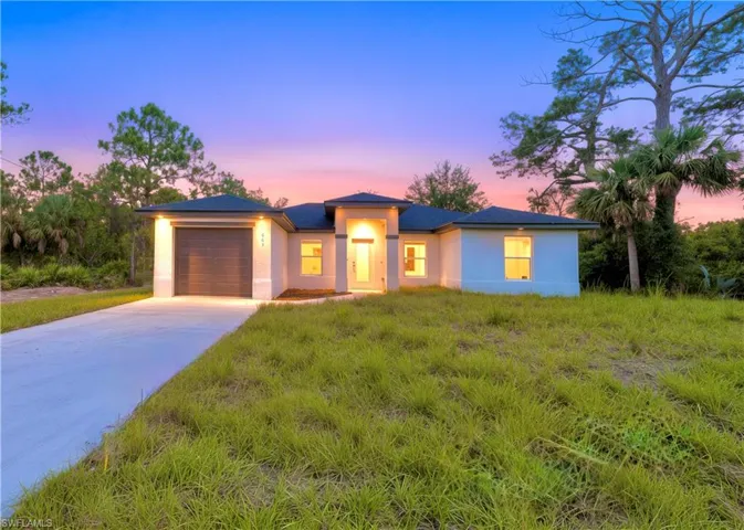 663  Hawthorne S AVE, Lehigh Acres, FL 33974