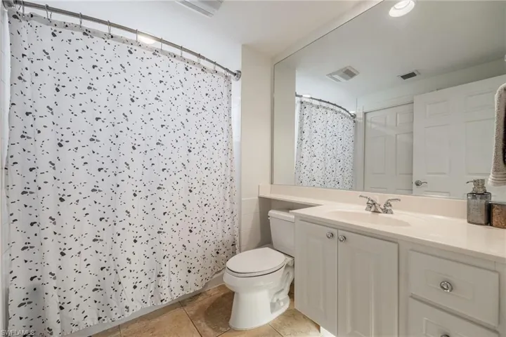 28201  Jeneva  WAY, Bonita Springs, FL 34135