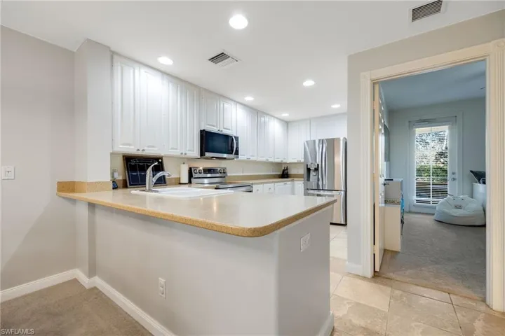 28201  Jeneva  WAY, Bonita Springs, FL 34135