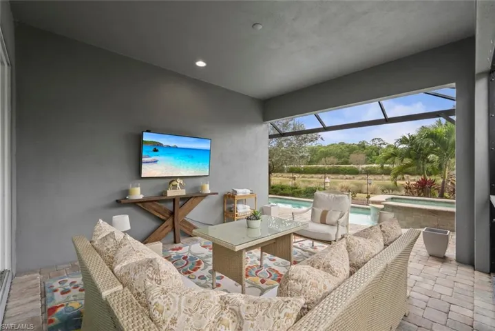 5839 Haiti Dr, Naples, Florida 34113