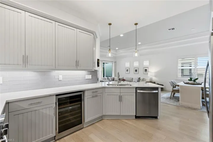 5839 Haiti Dr, Naples, Florida 34113
