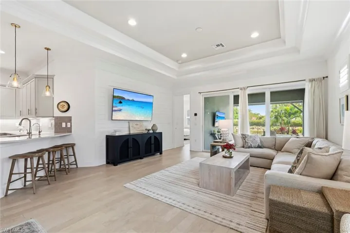 5839 Haiti Dr, Naples, Florida 34113