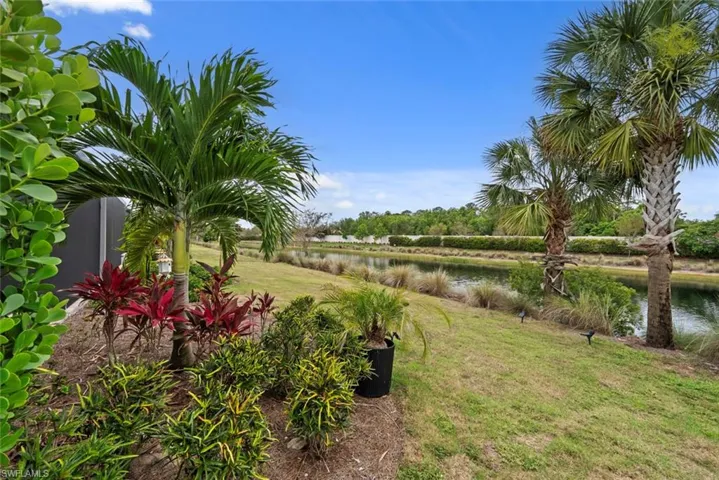 5839 Haiti Dr, Naples, Florida 34113