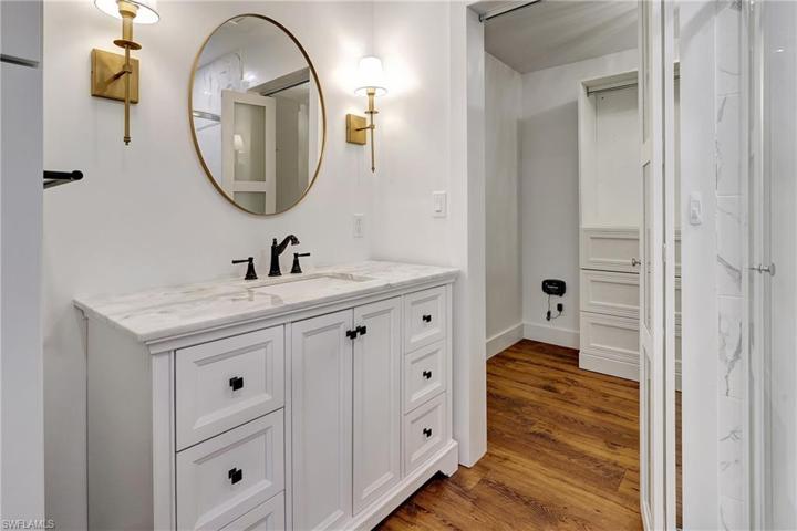 Guest suite bathroom