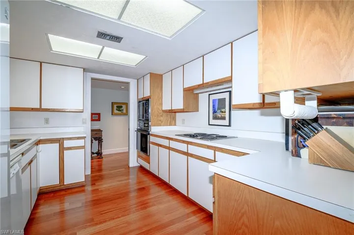 5601 Turtle Bay Dr 1203, Naples, Florida 34108