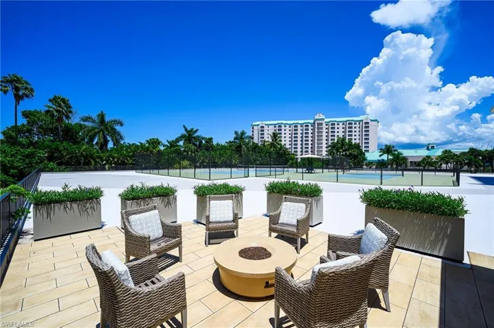 5601 Turtle Bay Dr 1203, Naples, Florida 34108