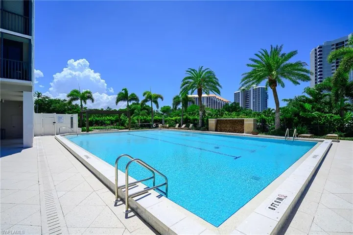 5601 Turtle Bay Dr 1203, Naples, Florida 34108