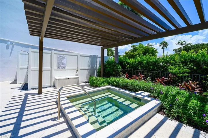 5601 Turtle Bay Dr 1203, Naples, Florida 34108