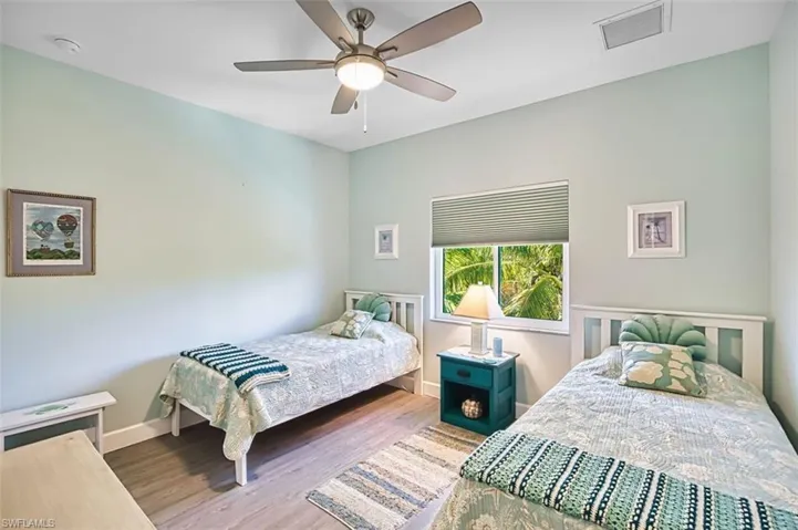 595  Piedmont  RD, Sanibel, FL 33957