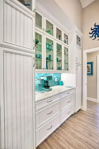 595  Piedmont  RD, Sanibel, FL 33957