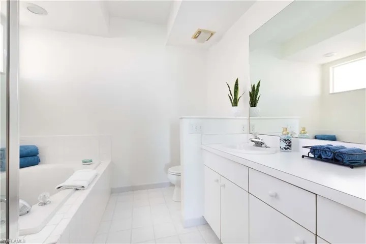 790 Willowbrook Dr # 307, Naples, Florida 34108