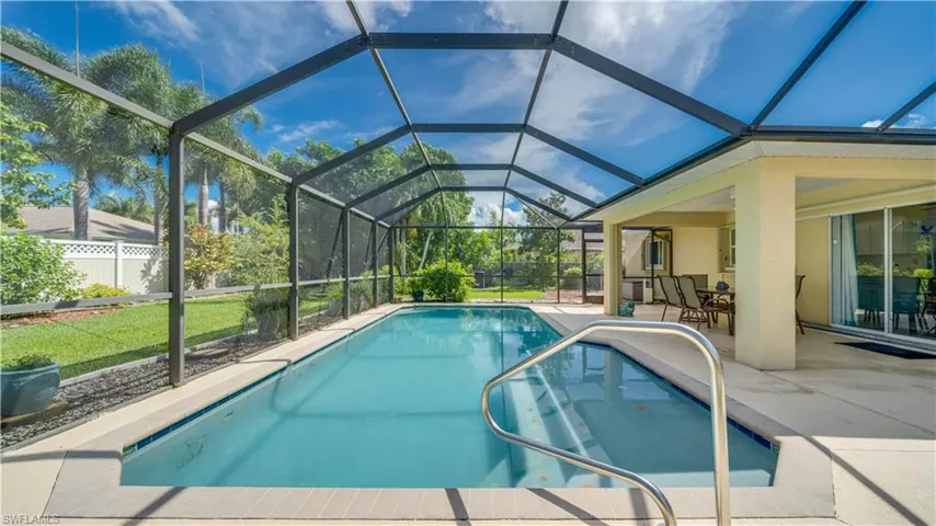 929 Se 6th Ter, Cape Coral, Florida 33990