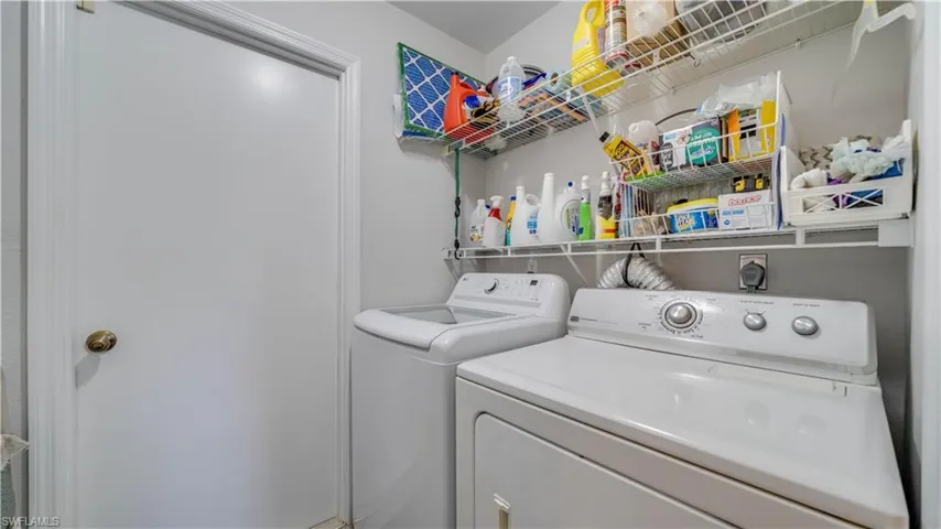 929 Se 6th Ter, Cape Coral, Florida 33990
