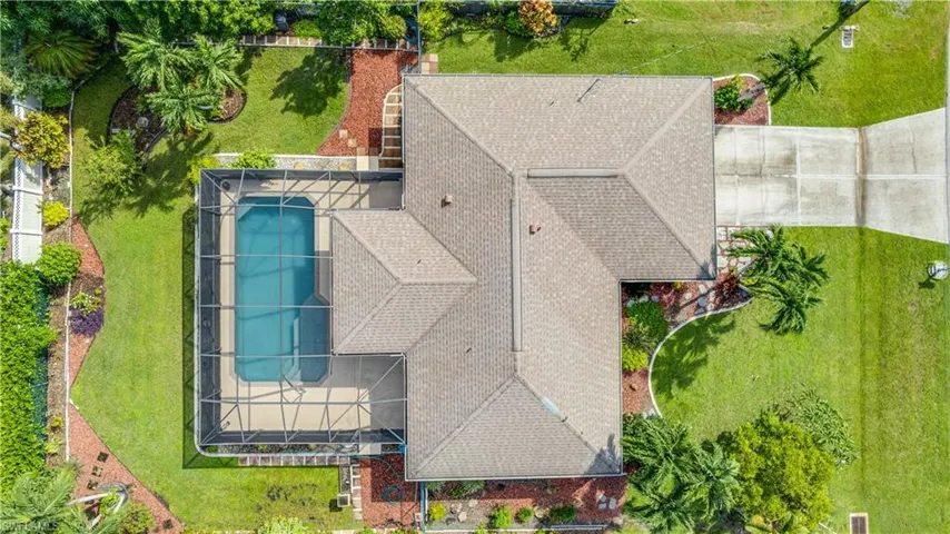 929 Se 6th Ter, Cape Coral, Florida 33990