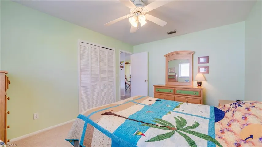 929 Se 6th Ter, Cape Coral, Florida 33990