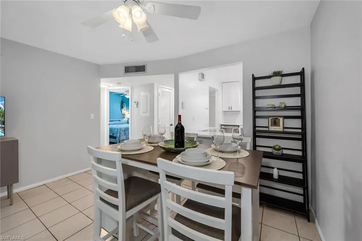 499 Forest Lakes Blvd 312, Naples, Florida 34105