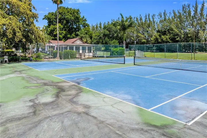 499 Forest Lakes Blvd 312, Naples, Florida 34105