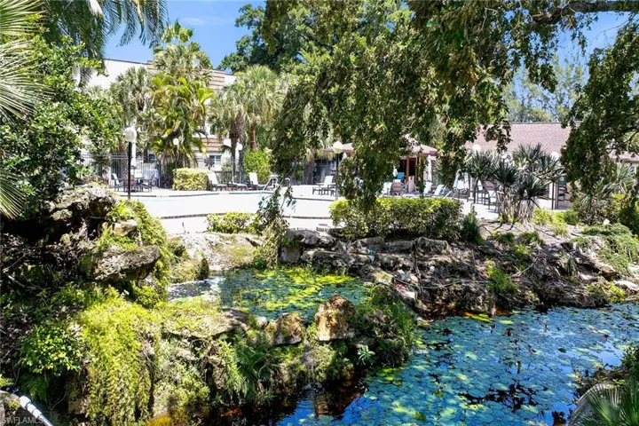 499 Forest Lakes Blvd 312, Naples, Florida 34105