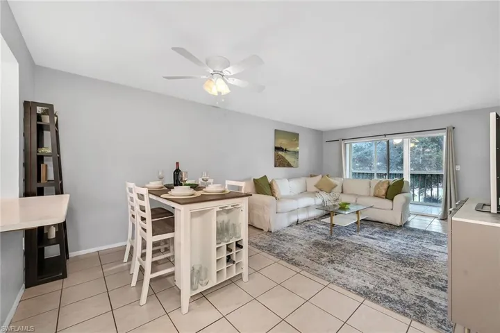 499 Forest Lakes Blvd 312, Naples, Florida 34105